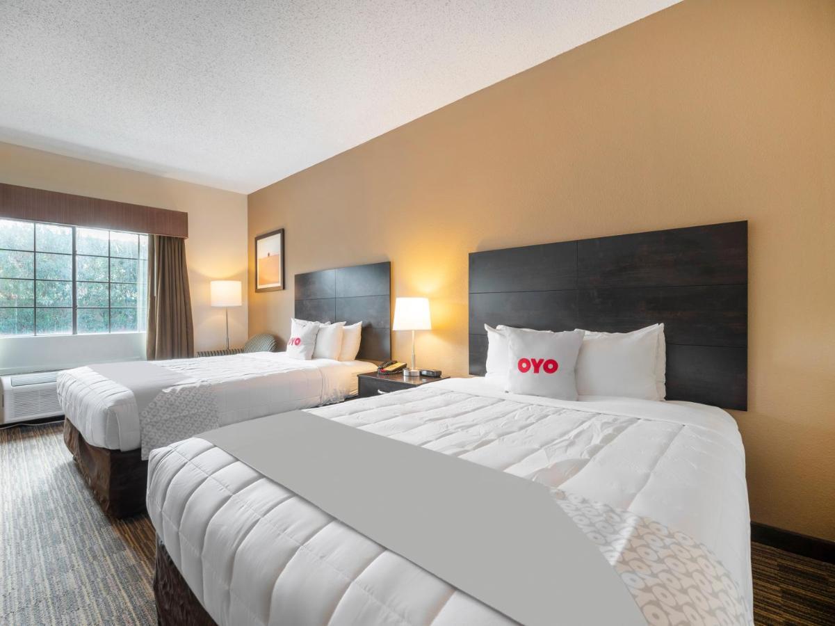 Hotel Baymont By Wyndham North